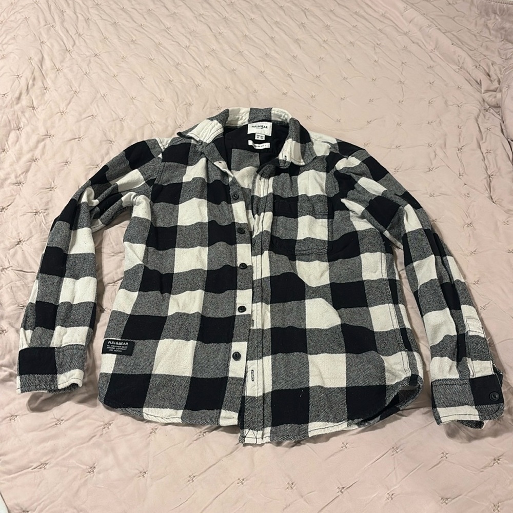 Pull & Bear buffalo plaid flannel button-down size small
